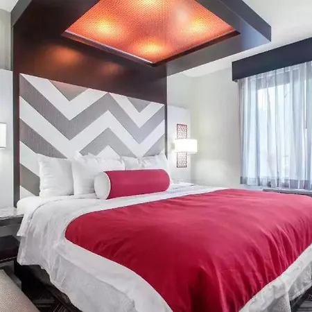 The Vue, Ascend Collection Hotel